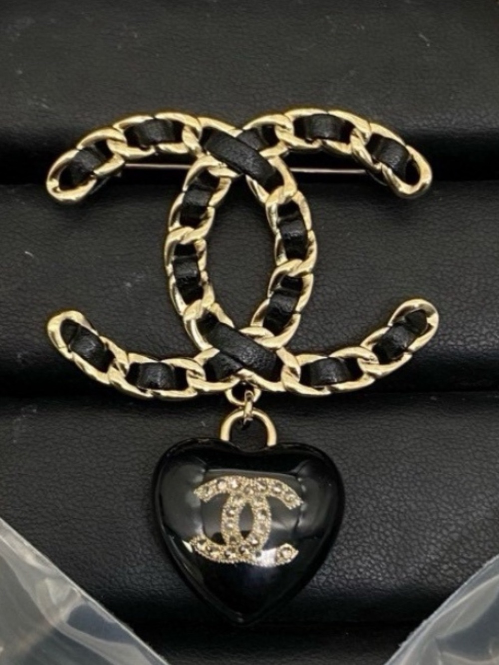 (COMING SOON) CHANEL Black and Gold Chain-Link Double C Brooch with Heart Charm